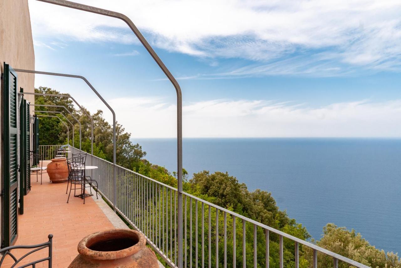Castello Di Populonia Villa A Mare ภายนอก รูปภาพ
