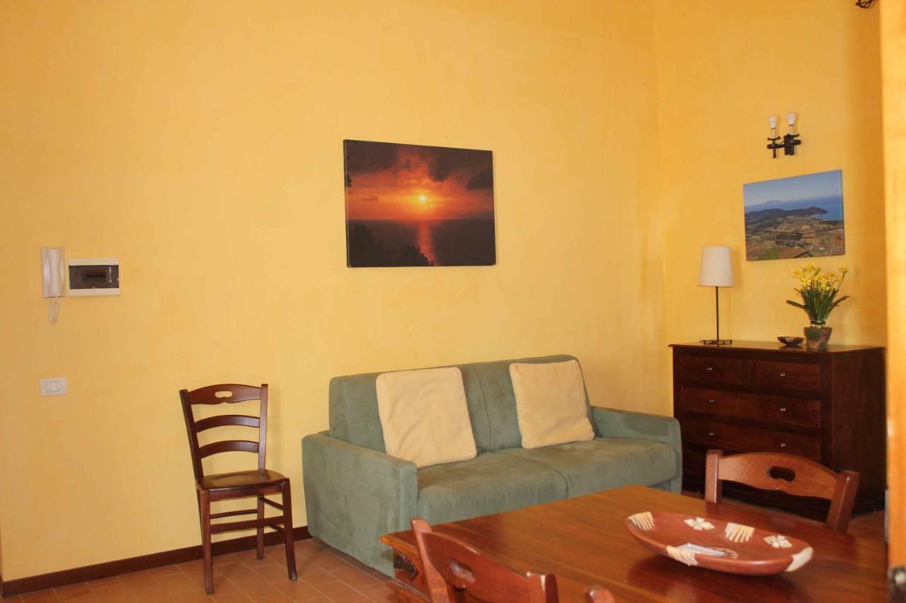 Castello Di Populonia Villa A Mare ภายนอก รูปภาพ